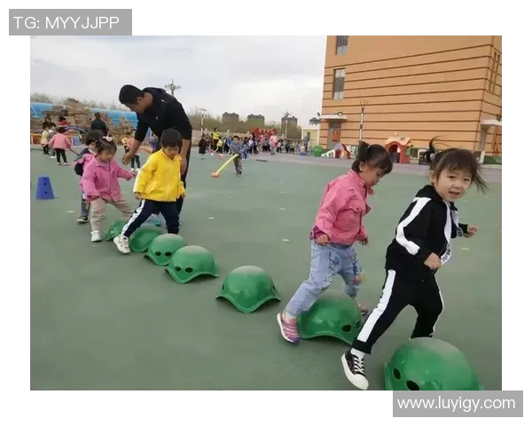 篮球明星们的腹肌训练秘籍与精彩瞬间分享